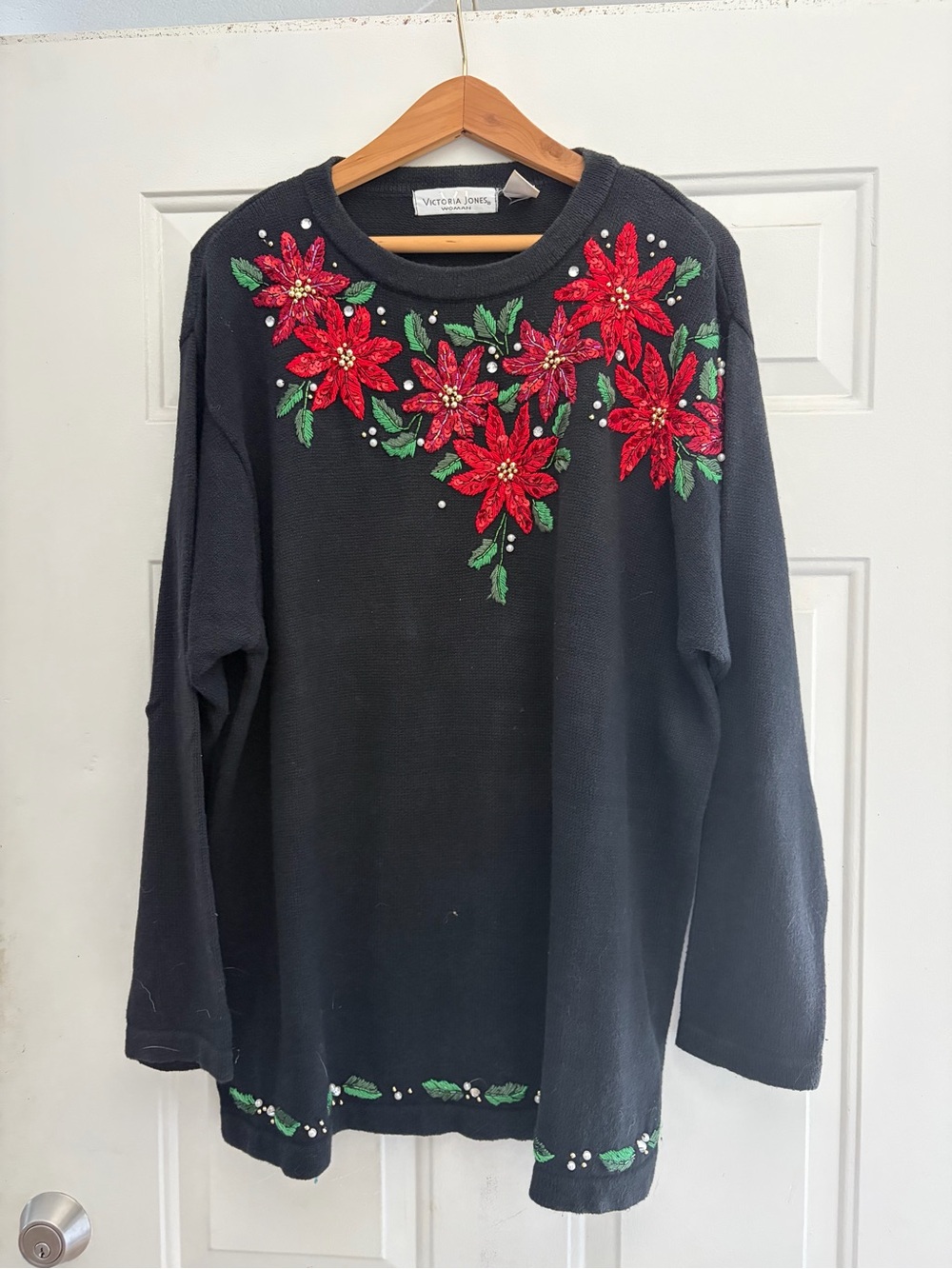 Victoria Jones Woman Black Crewneck Sweater with Red Poinsettia Embroidery